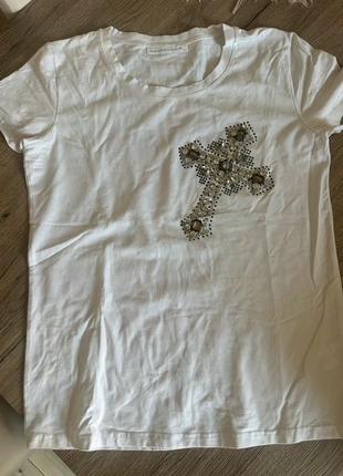 T-shirt con croce in Swarovski, marca: Made In Italy, estado: Nuevo sin etiquetas, tamaño: Talla única, 15,00 €, 16,45 € Protección al comprador incluida