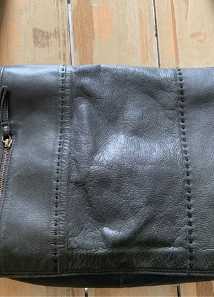 Sacoche / besace /gibecière  en cuir noir, marque: Vintage Dressing, état: Bon état, 24,00 €, 25,90 € Protection acheteurs incluse