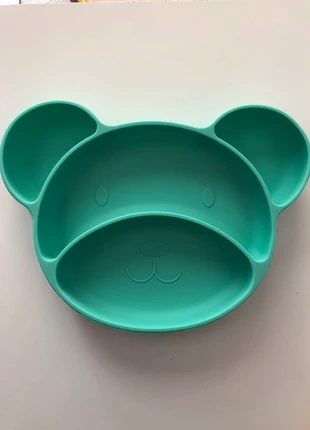 Jolie assiette bébé 🐻 compartimentée silicone ventouse vert nounours, marque: Je ne sais quoi, état: Très bon état, taille: 6-9 mois / 68 cm, 3,00 €, 3,85 € Protection acheteurs incluse