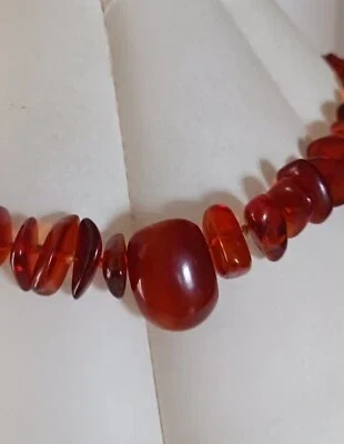 Joli collier vintage, brand: Vintage Chic, condizioni: Buone, €20.00, €21.70 include la Protezione acquisti