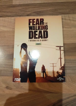 Saison 1 DVD Fear the walking dead, staat: Heel goed, € 2,00, € 2,80 inclusief Kopersbescherming