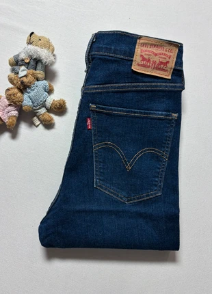 Jean Levis Skinny Taille haute 🇺🇸, marke: Levi's, zustand: Sehr gut, größe: M / 38 / 10, 40,00 €, 42,70 € beinhaltet Vinted-Käuferschutz Pro