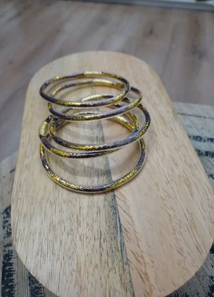 Lot de 5 bracelets bouddhistes neuf, marke: Tendance, zustand: Neu, 4,00 €, 4,90 € inklusive Vinted-Käuferschutz