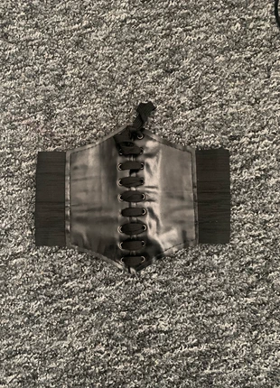 Corset belt, brand: Alternative, condition: Very good, size: Adjustable, £5.00, £5.95 includes Buyer Protection