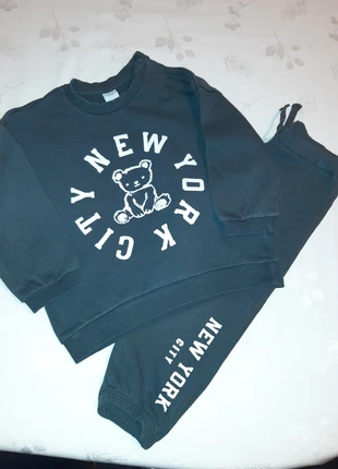 H&M melegítő szett, márka: H&M, állapot: Kiváló, méret: 24–36 hónap / 92 cm, 1,600.00 Ft, 1,960.00 Ft vevővédelemmel