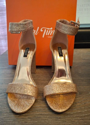 Sandales à talons paillettes, merk: Joalice, staat: Heel goed, maat: 38, € 15,00, € 16,45 inclusief Kopersbescherming