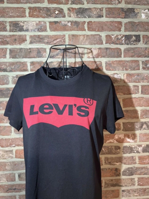 T-shirt Levi's noir Taille M / 38