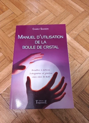 Manuel d'utilisation de la boule de cristal livre ésotérique spirituelle neuf, état: Neuf avec étiquette, 18,00 €, 19,60 € Protection acheteurs incluse