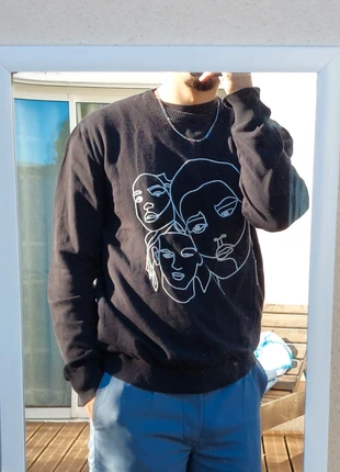 Pull Zara / brodé / motif Visage / homme / Taille M, marke: Zara, zustand: Sehr gut, größe: M, 8,00 €, 9,10 € inklusive Vinted-Käuferschutz