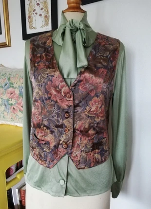 Boléro à grosses fleurs romantiques vintage, brand: Camaïeu, condition: Very good, size: M / 38 / 10, €26.00, €28.00 includes Buyer Protection