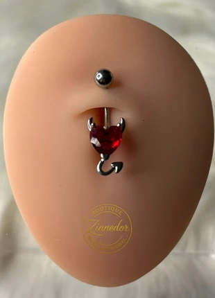 Piercing argenté boule avec cœur rouge et motif diabolique (AD033), brand: ET, condizioni: Nuovo senza cartellino, €7.50, €8.58 include la Protezione acquisti Pro