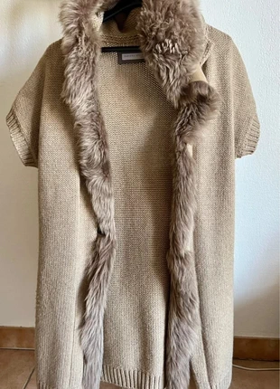 Gilet cardigan Fabiana Filippi laine cachemire soie col fourrure, brand: Fabiana Filippi, condition: Very good, size: S / 36 / 8, €249.00, €262.15 includes Buyer Protection