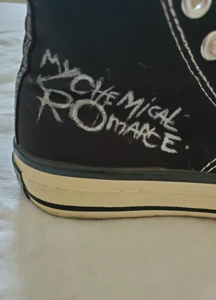 Custom canvas schoenen, merk: My Chemical Romance, staat: Heel goed, maat: 35, € 12,00, € 13,30 inclusief Kopersbescherming