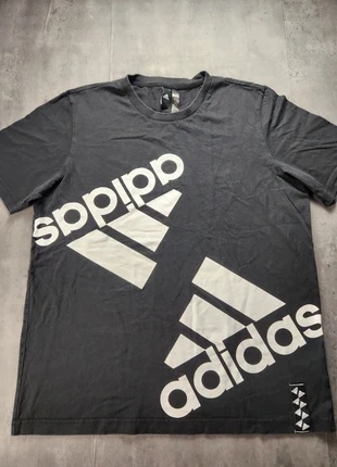 T-shirt Adidas noir double logo blanc imprimé - Taille L, brand: adidas, condition: Very good, size: L, €8.00, €9.10 includes Buyer Protection