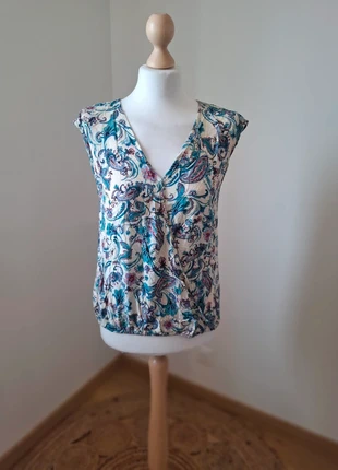 Blouse blanche/crème fluide à motifs taille S 36, zustand: Sehr gut, größe: S / 36 / 8, 5,00 €, 5,95 € beinhaltet Vinted-Käuferschutz Pro