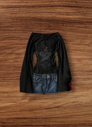 T-Shirt à Manches Longues Y2k Vintage Motifs Soleil Noir Taille S, brand: Aesthetic, condition: Very good, size: S / 36 / 8, €29.90, €32.10 includes Buyer Protection