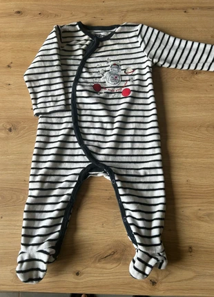 Pyjama Terre de Marins 9 Mois 👶, marque: Terre de Marins, état: Très bon état, taille: 6-9 mois / 68 cm, 1,00 €, 1,75 € Protection acheteurs incluse
