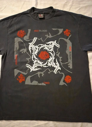 Tee shirt Red Hot Chili Peppers Vintage 90’s, marke: GIANT, zustand: Sehr gut, größe: L, 80,00 €, 84,70 € inklusive Vinted-Käuferschutz