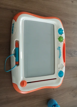 Ardoise, marca: Tomy, estado: Muito bom, tamanho: 18-24 meses / 86 cm, €6.00, €7.00 inclui Proteção do Comprador