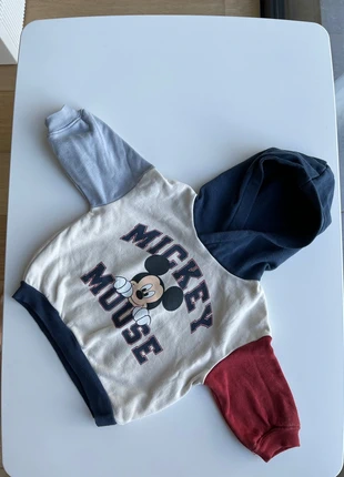 Trui pull Mickey mouse H&M maat 74, marca: H&M, estado: Muy bueno, tamaño: 9-12 meses / 74 cm, 2,00 €, 2,80 € Protección al comprador incluida