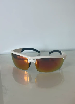 Sportbril Zero RH+, merk: Zero RH+, staat: Heel goed, € 15,00, € 16,45 inclusief Kopersbescherming