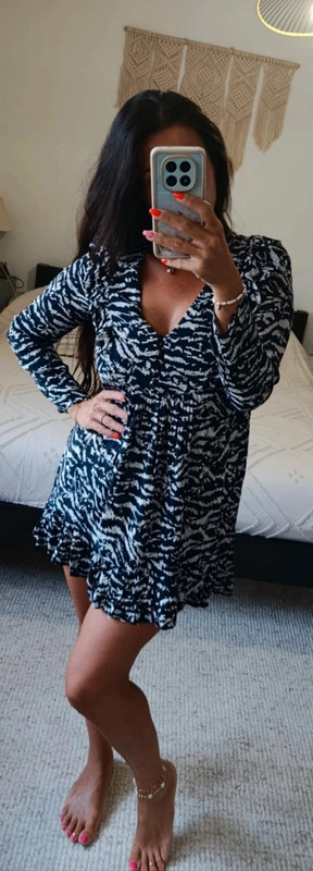 Robe Zara noir et blanc M manches longues légère fluide - photo numéro 4