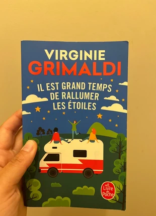 Livre Virginie Grimaldi il est grand temps de rallumer les étoiles, état: Neuf sans étiquette, 4,00 €, 4,90 € Protection acheteurs incluse