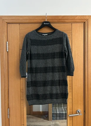Peruna Grey and Black Striped Knitted long Jumper, brand: Per Una, condition: Very good, size: L / UK 16-18, £3.00, £3.85 includes Buyer Protection