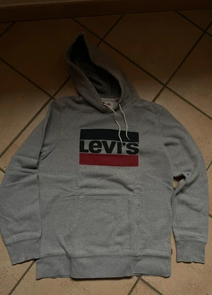felpa grigia levi’s vintage felpata over, marca: Levi's, estado: Muito bom, tamanho: M, €17.00, €18.55 inclui Proteção do Comprador