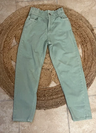 Pantalon fille kiabi  taille 10 ans, marque: Kiabi, état: Très bon état, taille: 10 ans / 140 cm, 5,00 €, 5,95 € Protection acheteurs incluse