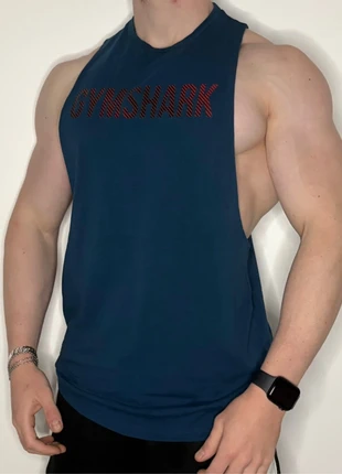 Gymshark Drop Arm Tank bleu marine - Taille S, marque: Gymshark, état: Très bon état, taille: S, 14,00 €, 15,40 € Protection acheteurs (Pro) incluse