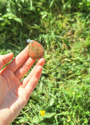 Pendentif en pierre unakite, marque: Pierre, état: Neuf sans étiquette, 7,00 €, 8,05 € Protection acheteurs incluse