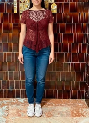 Top bordeaux en dentelle à nœud, marque: Studio Celeste, état: Très bon état, taille: S / 36 / 8, 17,00 €, 18,55 € Protection acheteurs (Pro) incluse