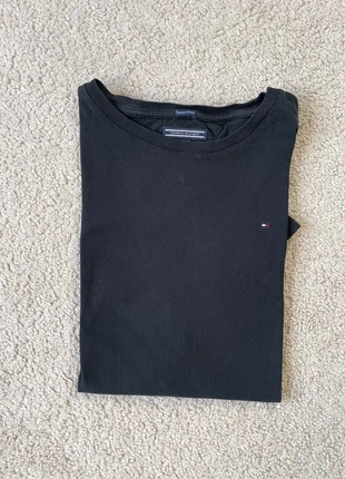 T-Shirt Tommy Hilfiger Noir, merk: Tommy Hilfiger, staat: Heel goed, maat: S, € 5,00, € 5,95 inclusief Kopersbescherming
