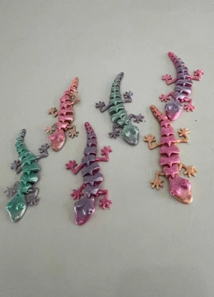 6 x 3d printed two tone mini geckos, brand: NO LABEL, condition: New without tags, size: 3 years / 98-103 cm, £2.99, £3.53 includes Buyer Protection