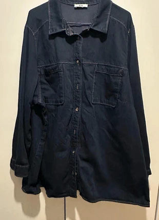 Denim Hemd-Bluse / #PlusSize, marke: C&A, zustand: Sehr gut, größe: 6XL / 52 / 24, 7,00 €, 8,05 € inklusive Vinted-Käuferschutz