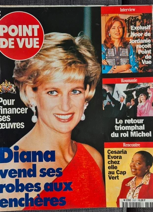 Point de vue Diana vend ces robes aux enchères, condition: Good, €2.00, €2.80 includes Buyer Protection