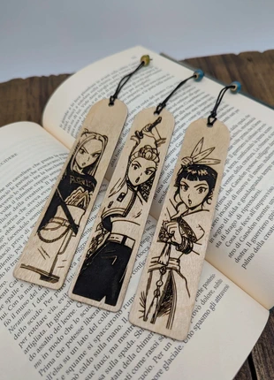 Set 3 segnalibri in legno KPOP Demon Hunters - Huntrix, zustand: Neu, 24,00 €, 25,90 € inklusive Vinted-Käuferschutz