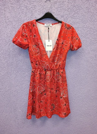 🖤Red Paisley print dress "Shop Art", marque: SHOP ART, état: Neuf avec étiquette, taille: XS / 34 / 6, 27,99 €, 30,09 € Protection acheteurs incluse