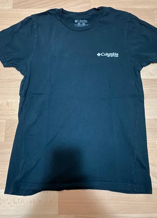 T-shirt Columbia, marque: Columbia, état: Très bon état, taille: S, 5,00 €, 5,95 € Protection acheteurs incluse