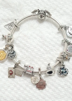 Bracciale Harry Potter (Leggere Descrizione), merk: Charm, staat: Nieuw zonder prijskaartje, € 650,00, € 663,00 inclusief Kopersbescherming