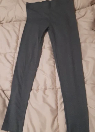 leggins grigio donna piazza italia taglia l polyestere e cotone, brand: Piazza Italia, condizioni: Ottime, taglia: L / IT 44 / EU 40, €3.00, €3.85 include la Protezione acquisti