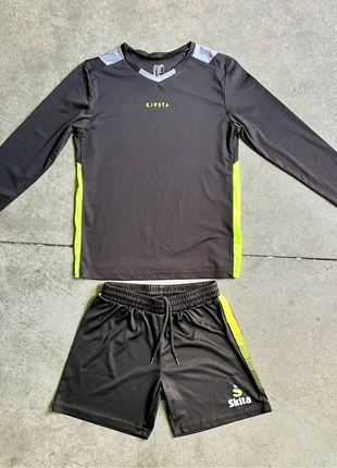 Ensemble tenue de foot / 10 ans, brand: Kipsta, condition: Good, size: 10 years / 140 cm, €2.00, €2.80 includes Buyer Protection