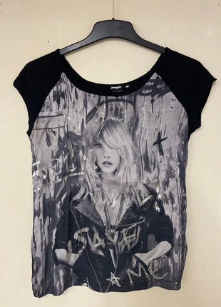 T-shirt Jennyfer T 34, merk: Jennyfer, staat: Heel goed, maat: XS / 34 / 6, € 3,00, € 3,85 inclusief Kopersbescherming