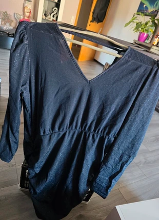 Glitzerkleid Neu, merk: Bodyflirt, staat: Nieuw zonder prijskaartje, maat: XXL / 44 / 16, € 10,00, € 11,20 inclusief Kopersbescherming