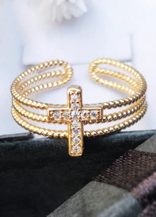 Bague croix dorée – Acier inoxydable, femme tendance 2025, brand: Boutique Île de Beauté, condition: New without tags, size: Adjustable, €2.95, €3.80 includes Buyer Protection Pro