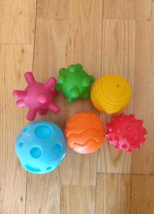 Lot balles apprentissage, marke: Divers, zustand: Sehr gut, größe: 6-9 Monate / 68, 3,00 €, 3,85 € inklusive Vinted-Käuferschutz