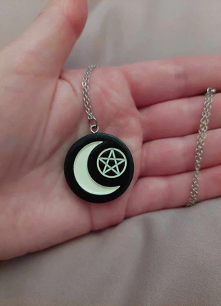 Collier pentagramme, marque: Pentagramme, état: Neuf sans étiquette, 3,00 €, 3,85 € Protection acheteurs incluse