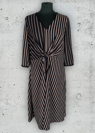 Robe rayée Grain De Malice noire et beige taille XL 42 14, marque: Grain de Malice, état: Très bon état, taille: XL / 42 / 14, 7,00 €, 8,05 € Protection acheteurs (Pro) incluse