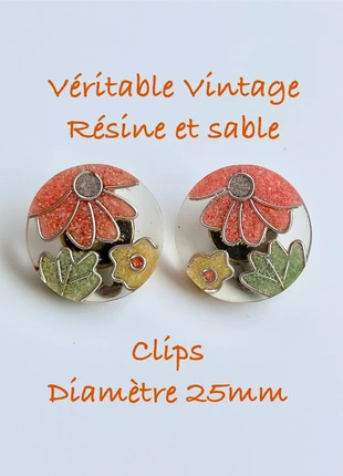 Boucles d’oreilles clips résine sable coloré inclusion fleur véritable vintage artisanal 1980, marque: Clips, état: Très bon état, 12,00 €, 13,30 € Protection acheteurs incluse